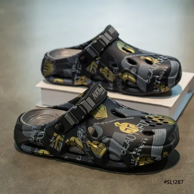 Bold Comfort Men’s Slippers